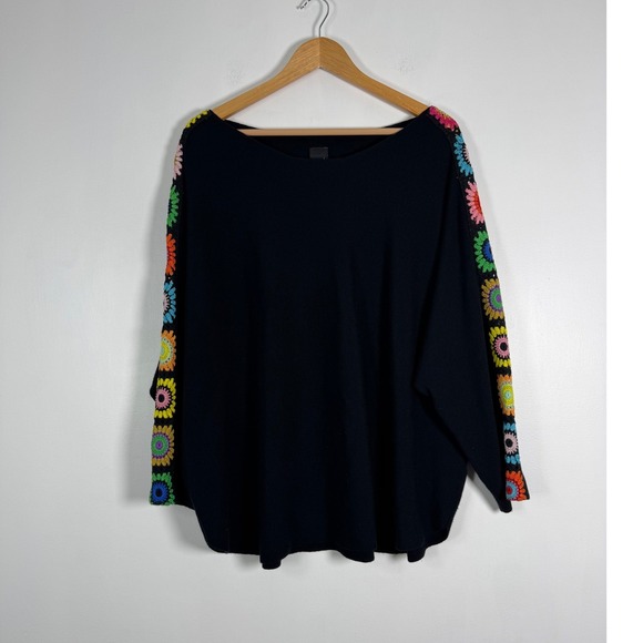 Aaeda Sweaters - Boho Aaeda Womens 2X Oversized Sweater Black Crochet Sunflower Sleeve Top